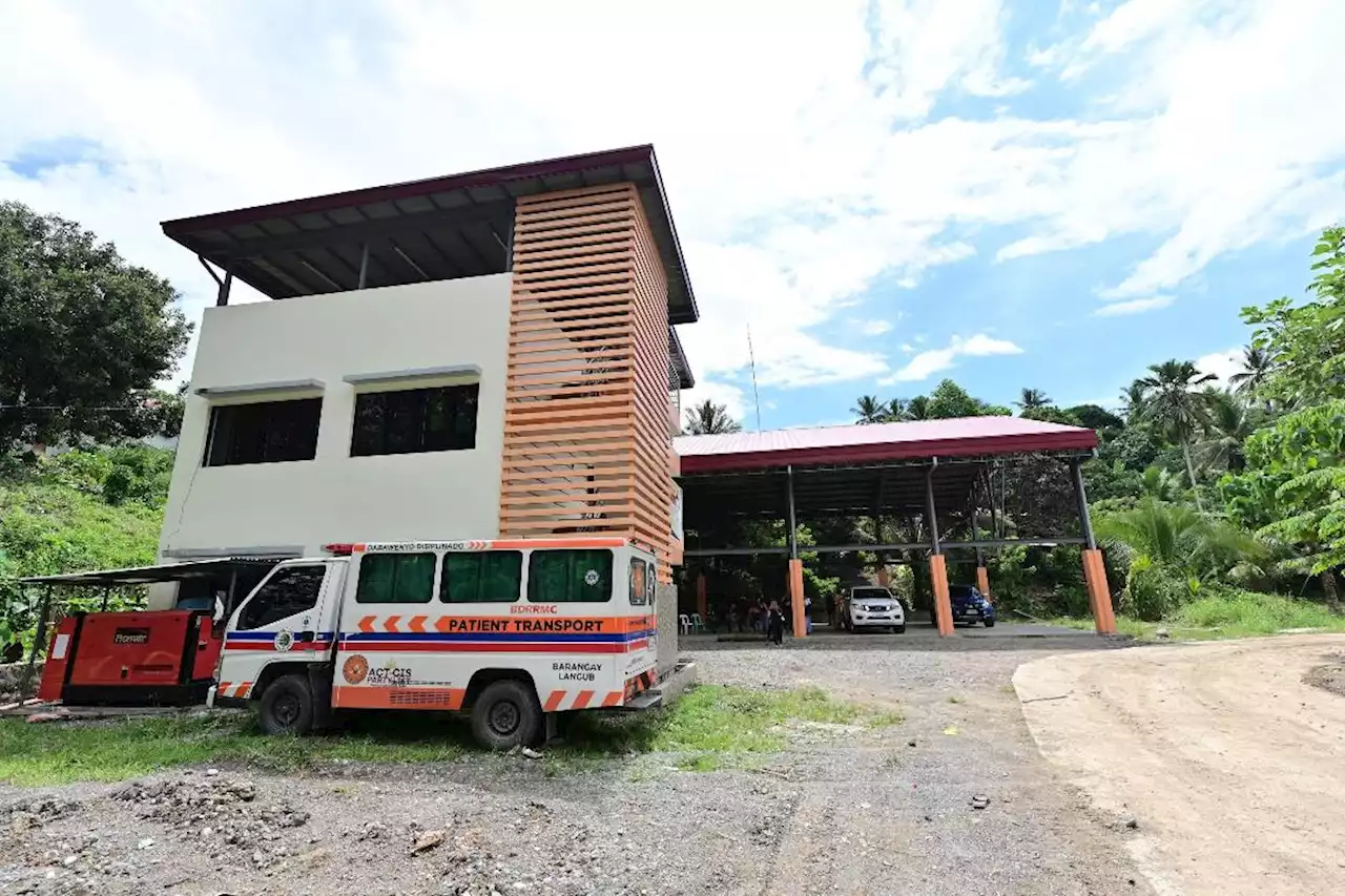 Rep. Pulong turns over multi-purpose buildings, facilities to Brgy. Langub