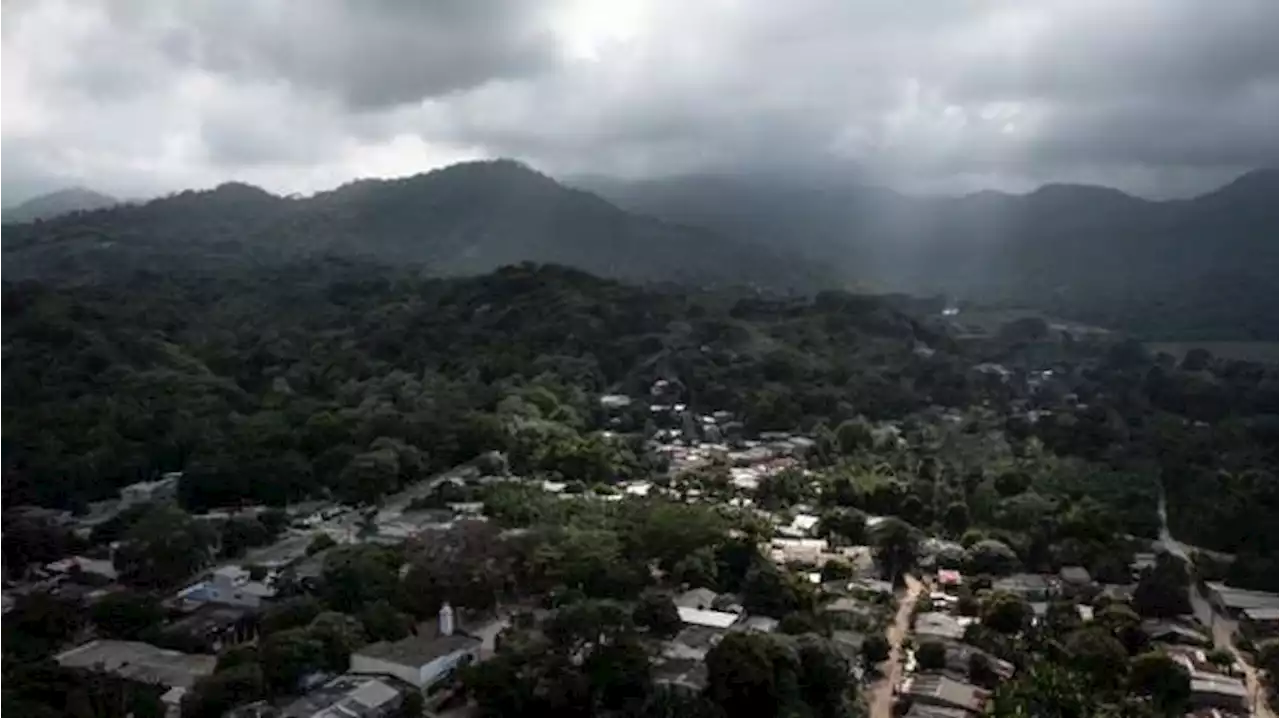 Sierra Nevada: en medio de silenciosa violencia paramilitar inicia diálogo con Autodefensas