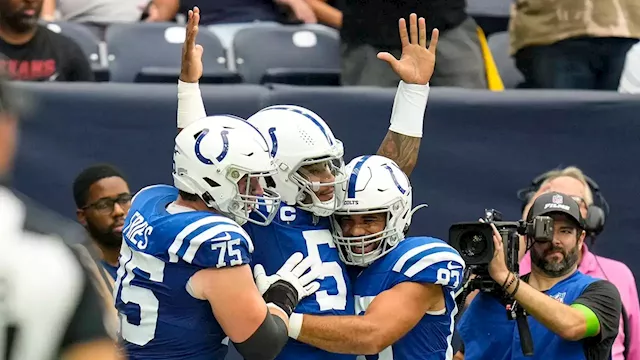 Richardson scores twice before leaving with concussion as Colts beat Texans  31-20 - Victoria Times Colonist