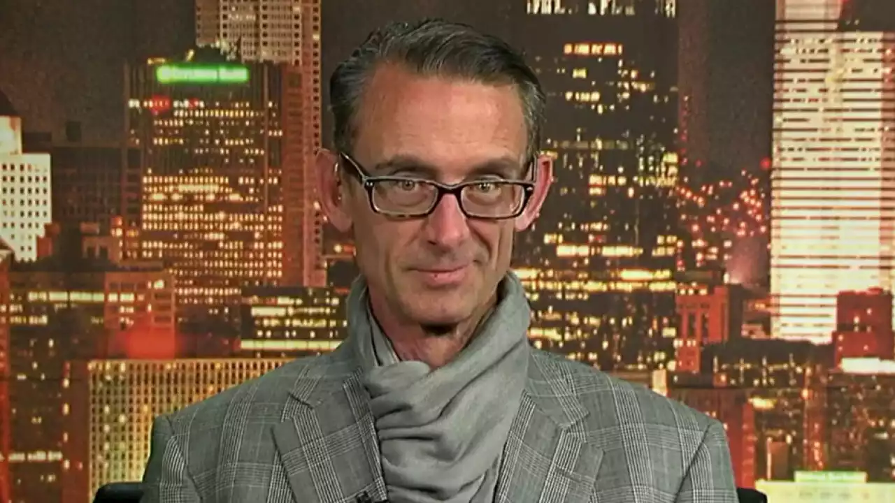 'Fight Club' creator Chuck Palahniuk refuses to allow censorship stop him from pushing storytelling boundaries