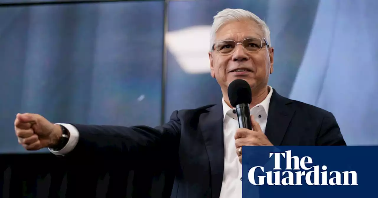 Mundine calls for Australia Day date change and backs treaties despite opposing voice