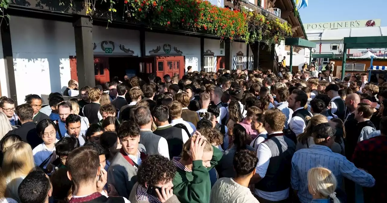 Oktoberfest-Start: Achterbahn-Unfall mit Leichtverletzten