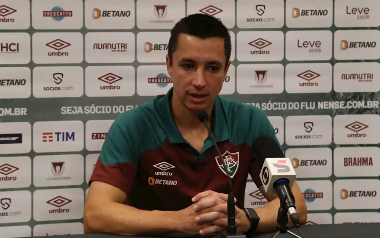 Auxiliar do Fluminense reclama do VAR em clássico com o Vasco: 'Erro duplo' | Fluminense