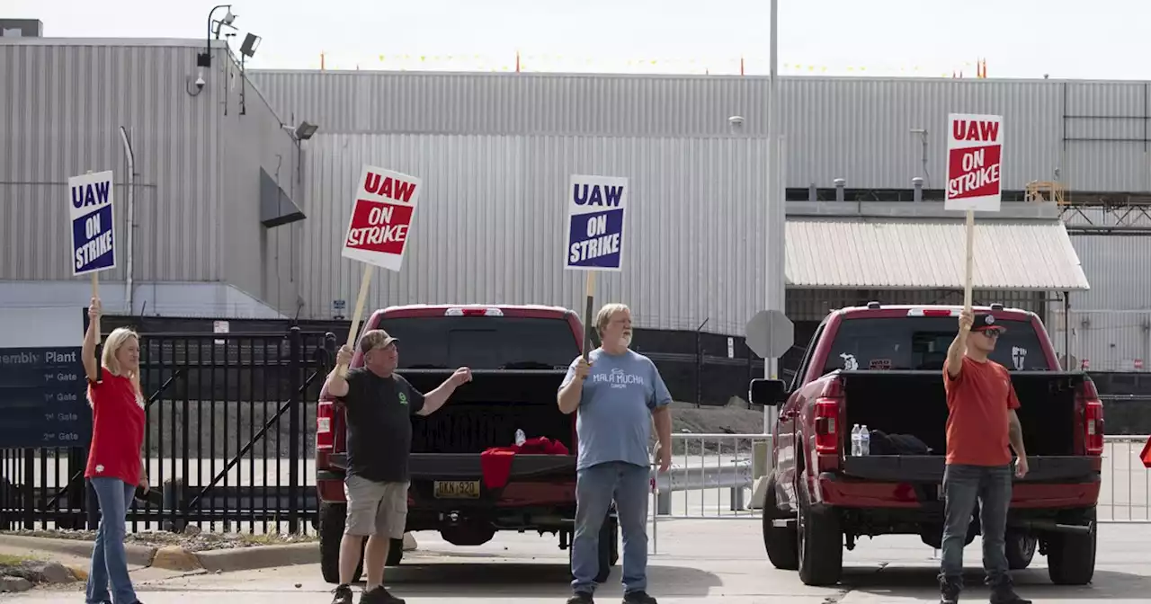 Union says UAW and automakers' talks are 'slow' as Biden aides prepare to visit