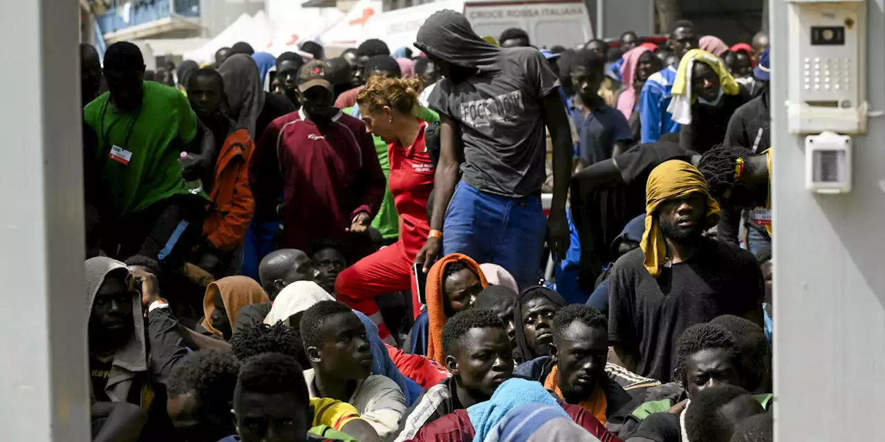 Immigration : Giorga Meloni et Ursula von der Leyen sont arrivées à Lampedusa