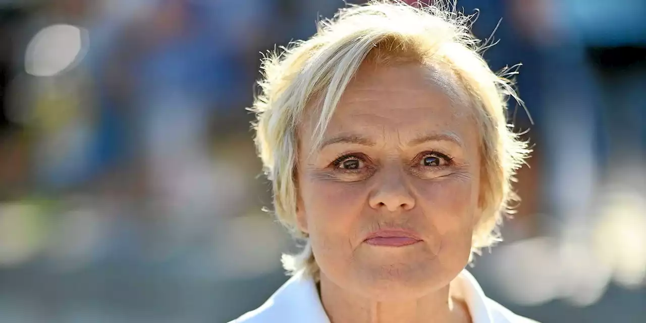 « On ne vaut rien » : Muriel Robin dénonce l’homophobie dans le cinéma