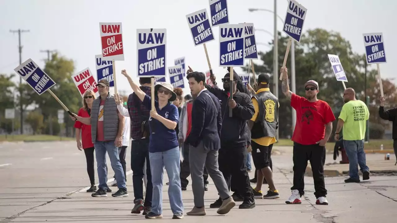 Grève dans l'automobile aux Etats-Unis : Stellantis fait un pas vers ses salariés