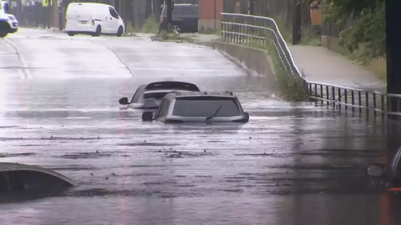 Flash flood warning for parts of Cook County, Lake County in Indiana extended until 5 p.m.