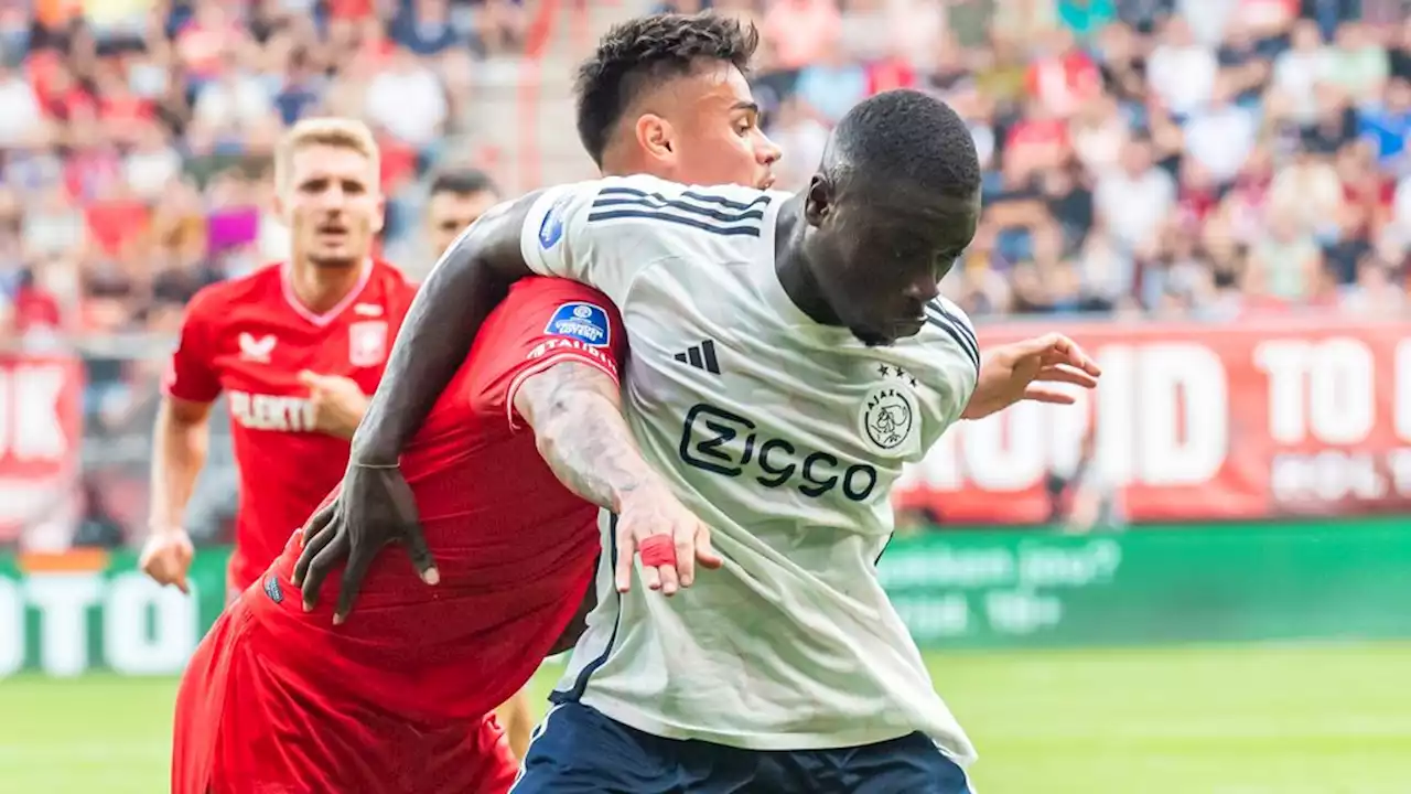 FC Twente jaagt Ajax op in de Grolsch Veste • Kansen over en weer in tweede helft
