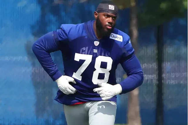 UPDATE * Giants injury report: Andrew Thomas out, Azeez Ojulari in, Saquon  Barkley doubtful 