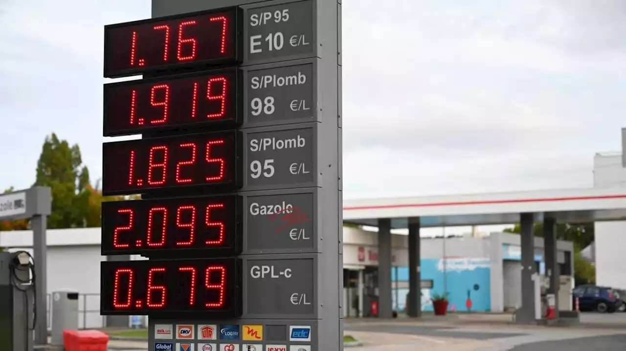 Le carburant pourra être vendu à perte : six questions après l’annonce du gouvernement