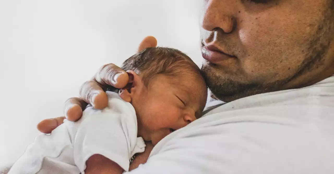 Study: Fathers Significantly Influence Breastfeeding, Sleep