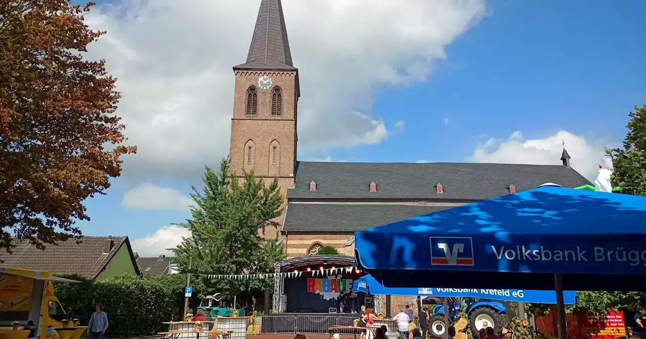 Großes Konzert in Brüggen-Bracht: Rabaue geben „Dorf bleibt Dorf“-Konzert