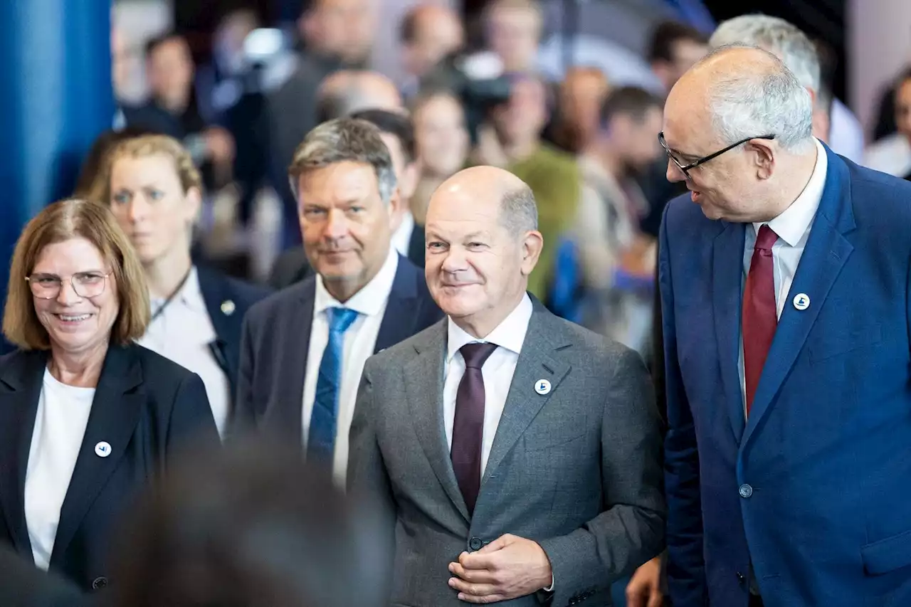 Scholz verspricht Hilfe für Häfen und maritime Wirtschaft