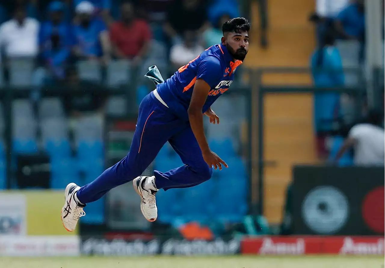 Cricket-Ruthless India rout Sri Lanka to win Asia Cup as paceman Siraj shines