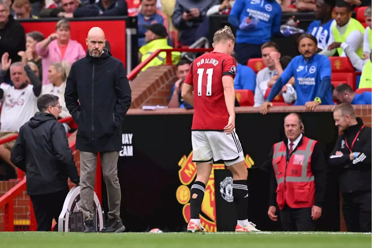 Ten Hag Responds To Boos From Man Utd Fans