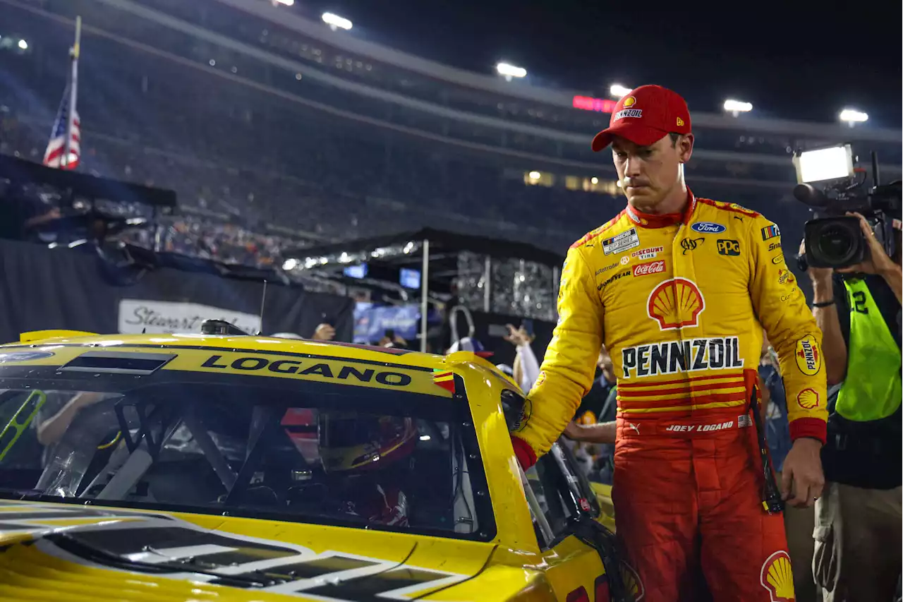 NASCAR playoffs: Joey Logano, Kevin Harvick out; Bubba Wallace moves on