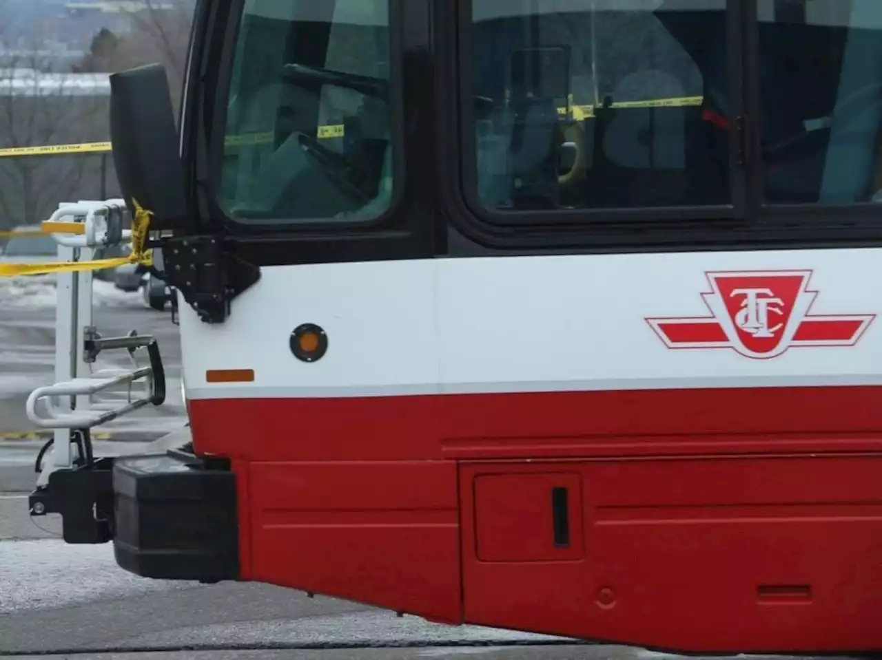 Officer injured, several people assaulted at TTC's Kipling Station: Cops