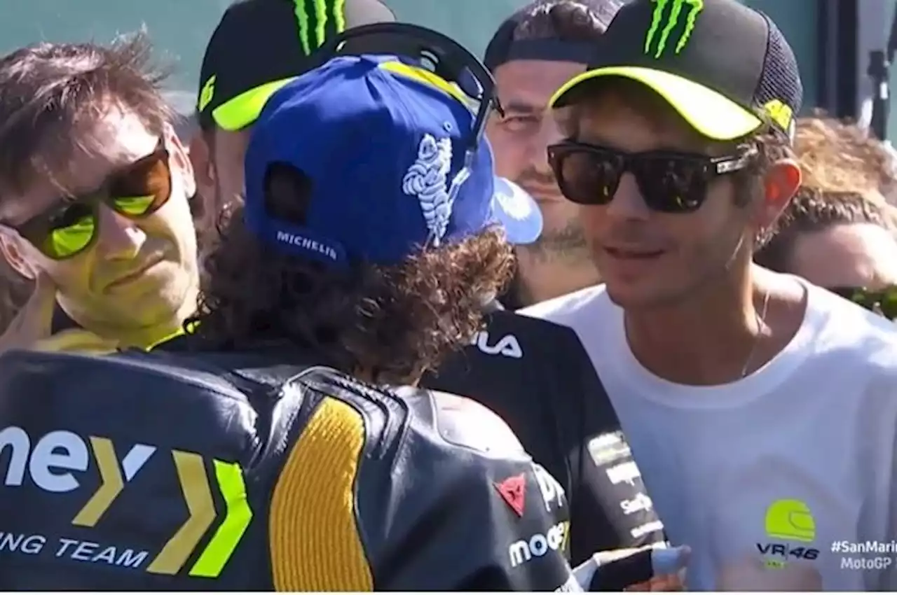 Cuma Perpanjang 1 Musim, Orang Kepercayaan Valentino Rossi Ternyata Berharap Bezzecchi Segera Pergi dari VR46