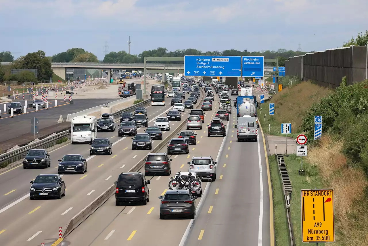 ADAC: Fünfmal um die Erde im Sommerferien-Stau