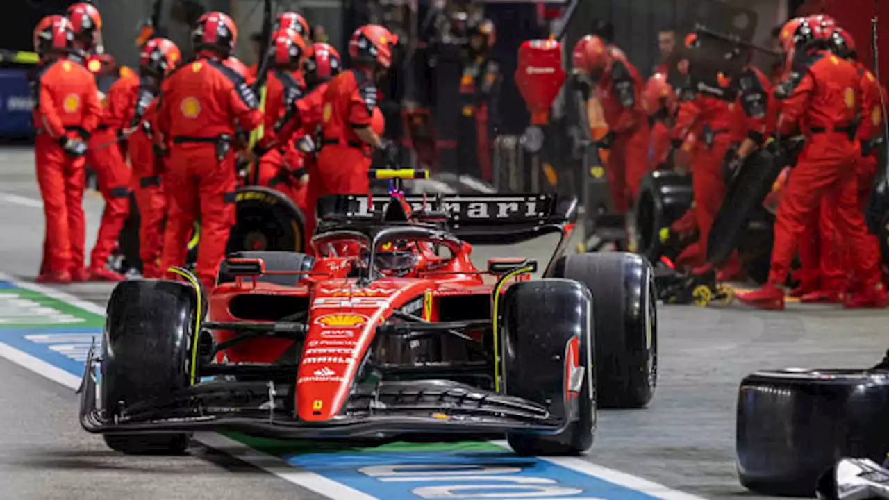 Sainz wins thrilling Singapore Grand Prix as Verstappen and Red Bull’s streaks end