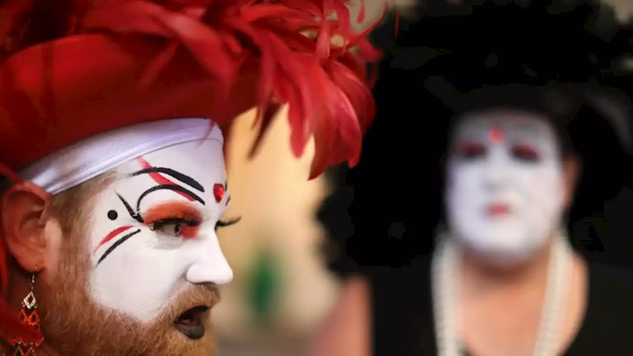 Dallas’ Cathedral of Hope holds service blessing drag queens amid protests