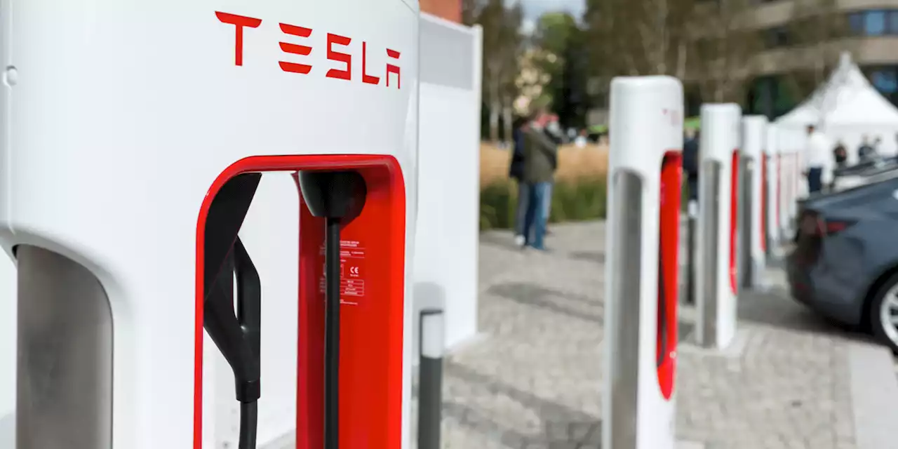 Tesla senkt Supercharger-Preise in Europa