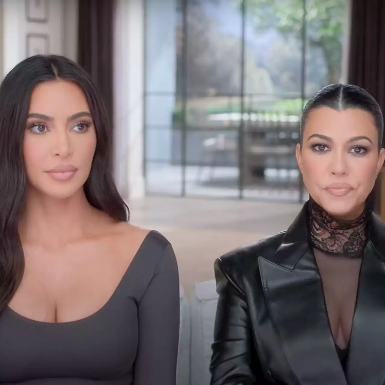 Kourtney Kardashian Declares Hatred for 'Witch' Kim Kardashian in New Kardashians Trailer