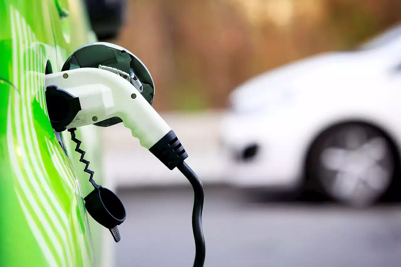 Uno de cada cuatro puntos de recarga de coches eléctricos en España no está operativo