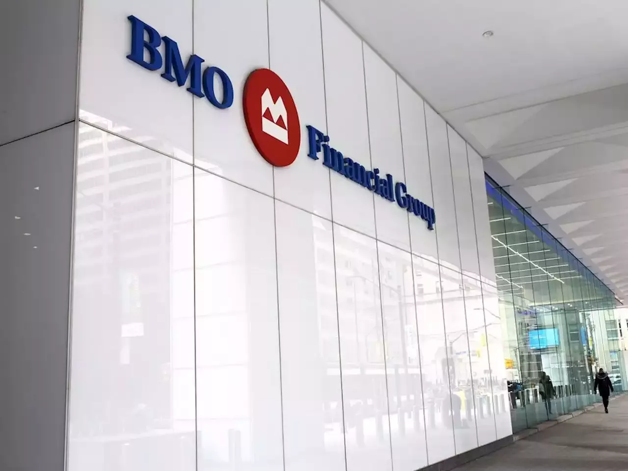 bmo bank closing