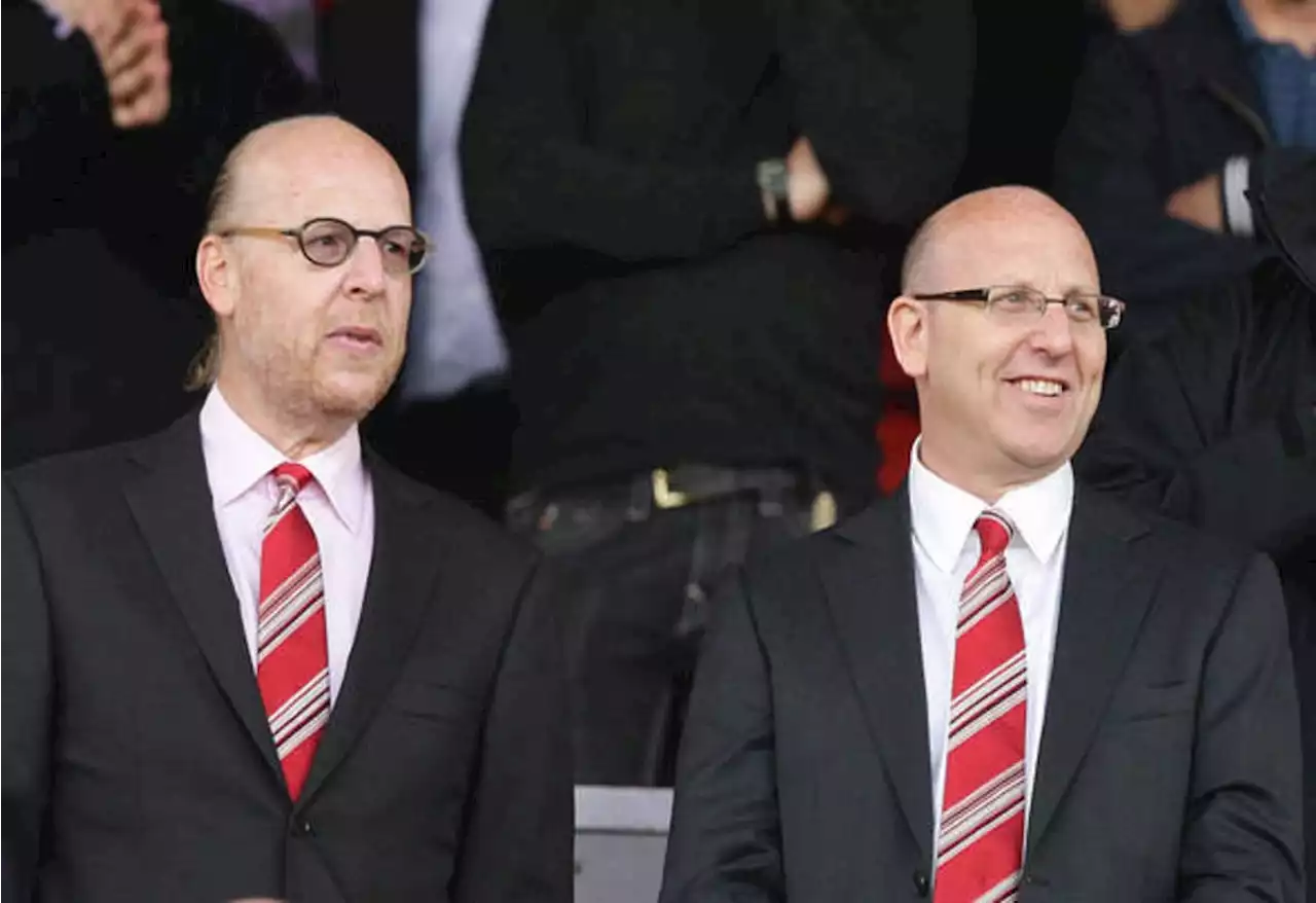 Man United: Glazers accused of 'tokenism' in latest takeover twist