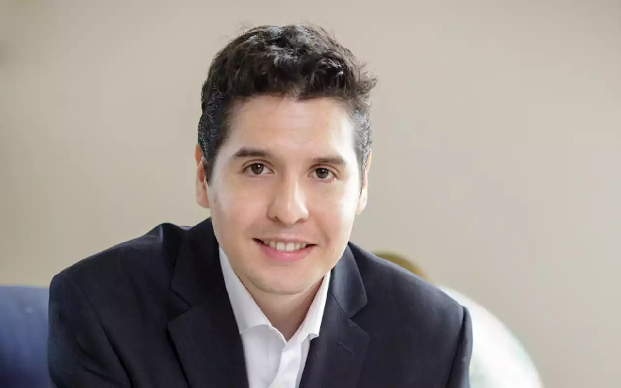 Houston Symphony's Introduces Assistant Conductor Gonzalo Farias