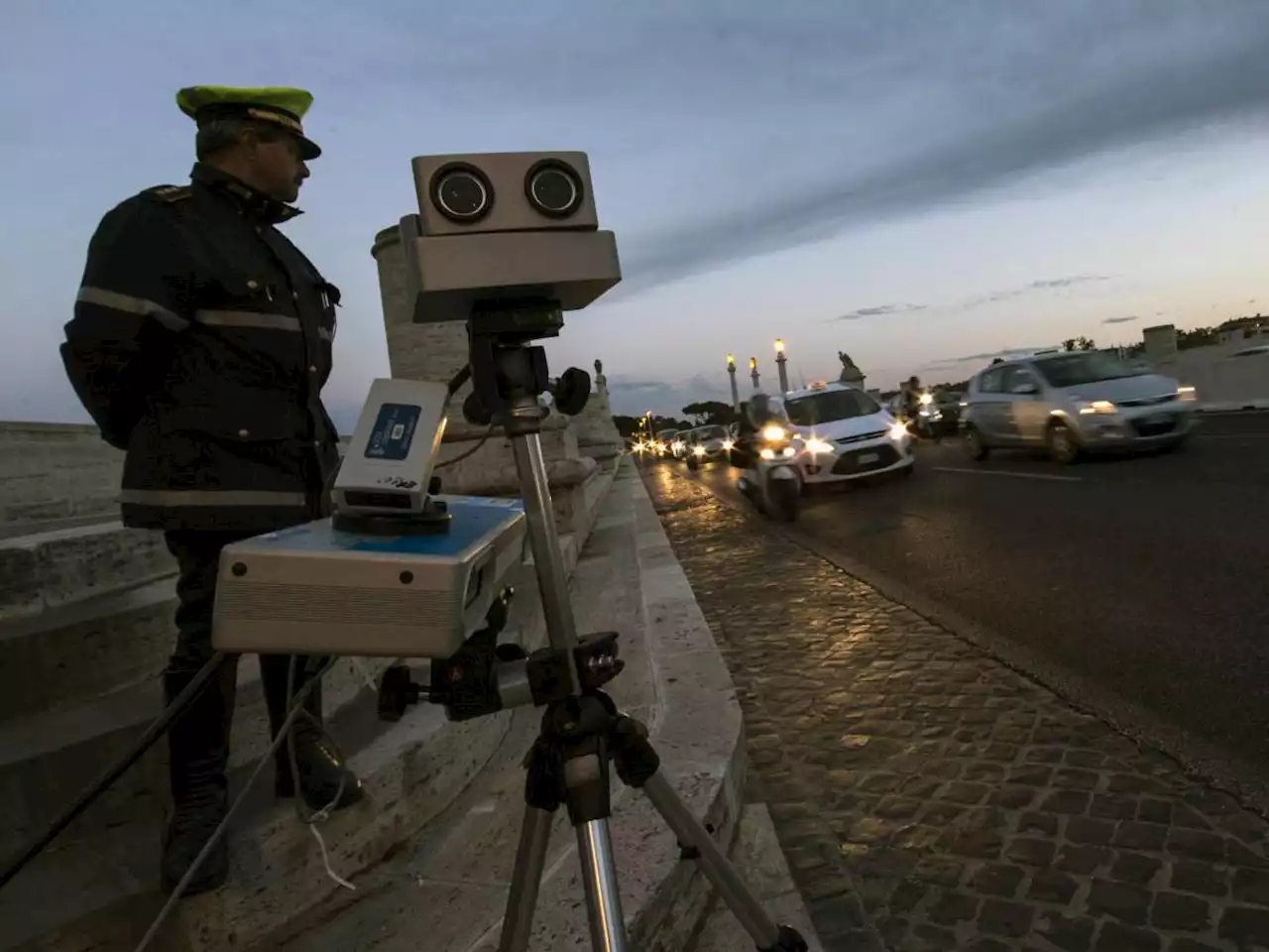 Codice della strada: dalle patenti alle multe, ecco cosa cambia