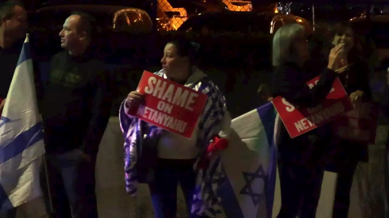 Protesters honk at Israel's Netanyahu in San Jose ahead of meeting with X's Musk