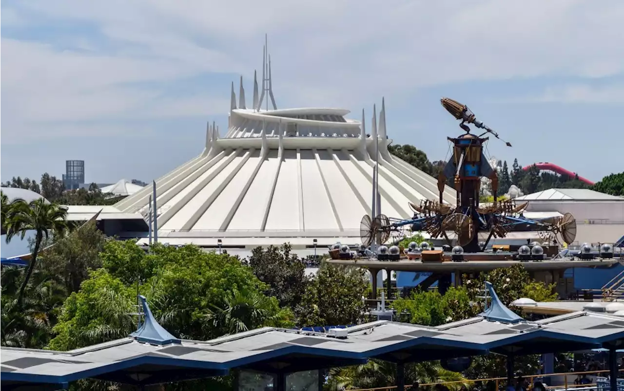 Disneyland closes Space Mountain for 5-week overhaul during busy Halloween season