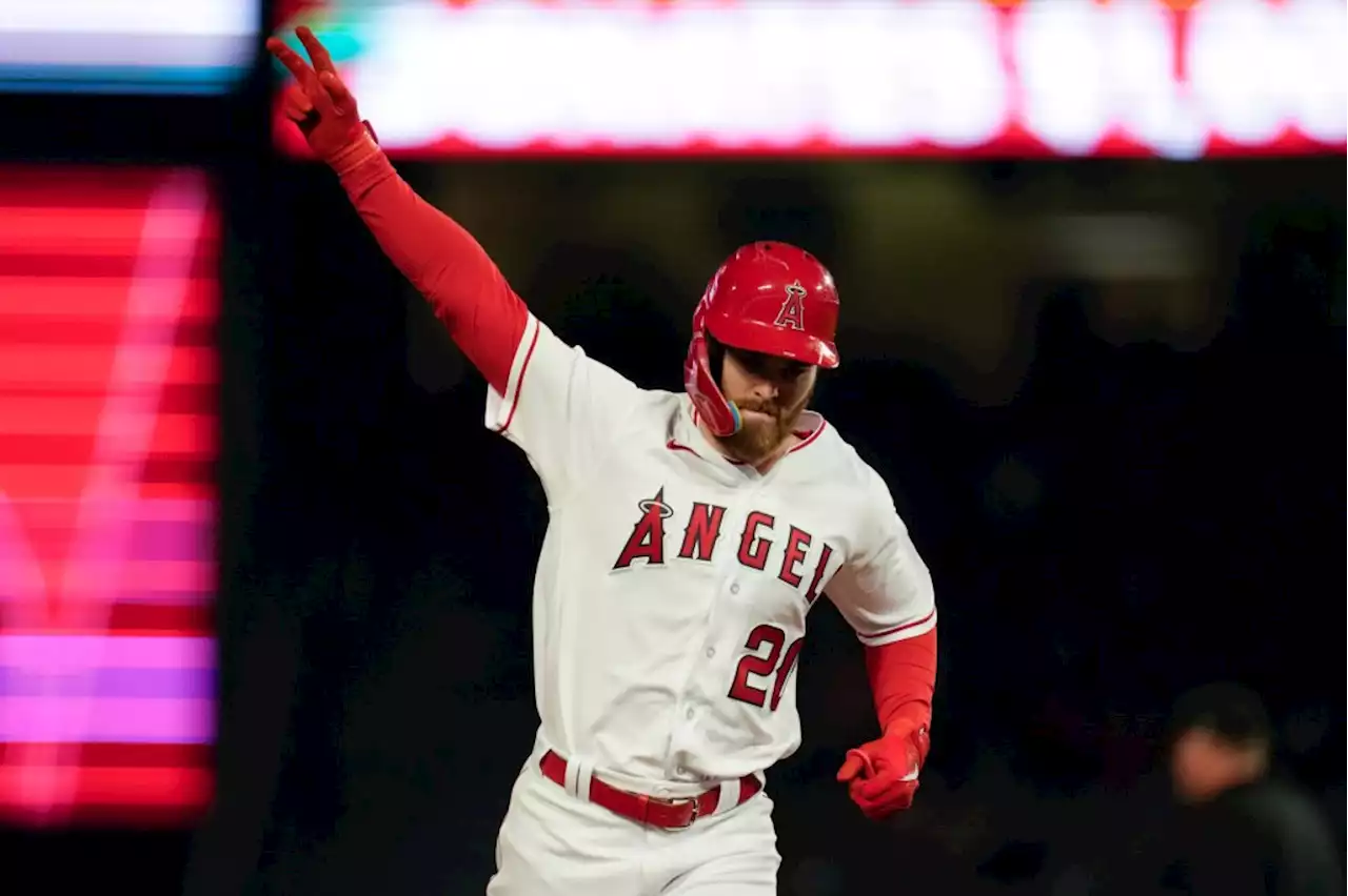 Jared Walsh enjoying return to the majors with Angels