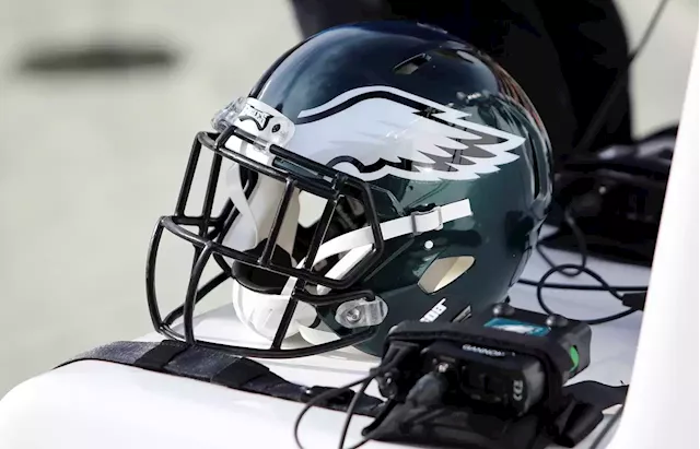 Fanatics' Michael Rubin apologizes for fumbling Eagles kelly green merch –  NBC10 Philadelphia