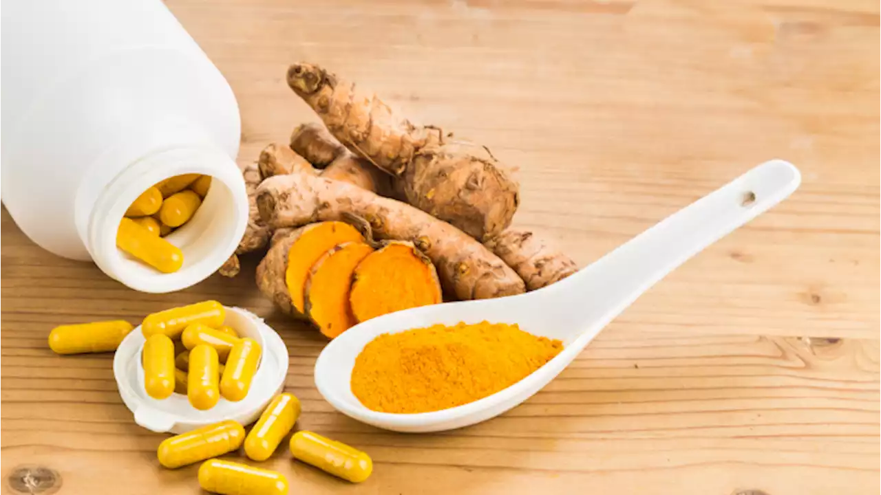 Curcuma efficace contro la cattiva digestione come i farmaci