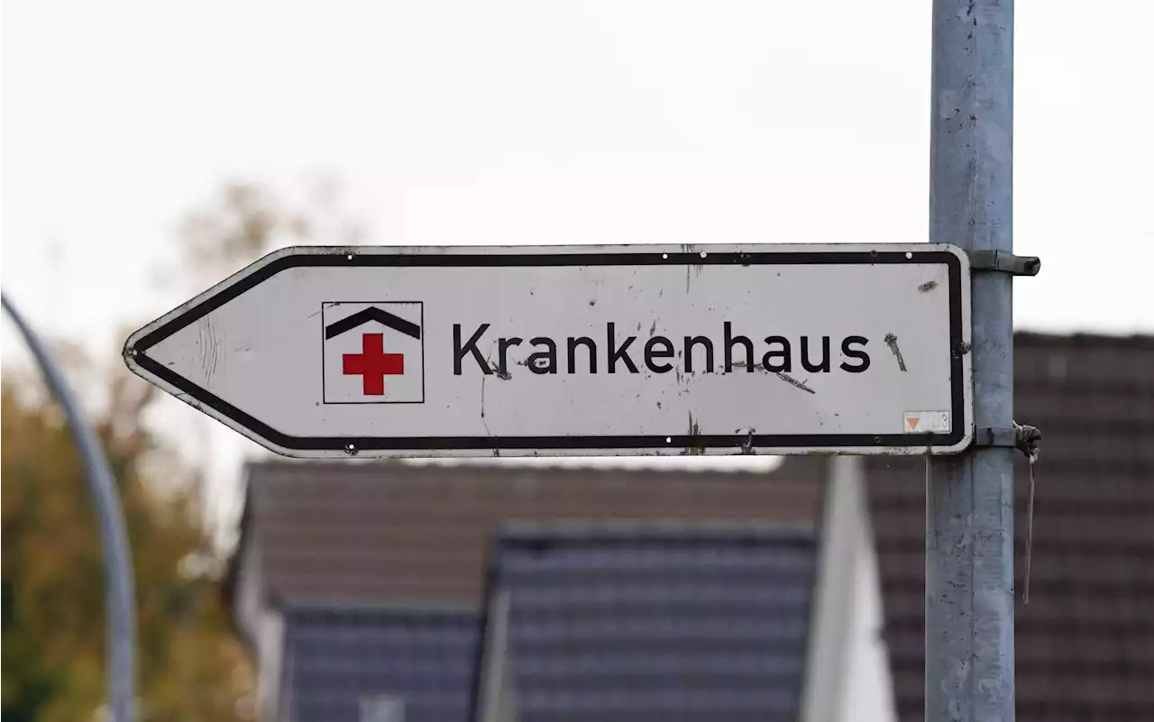 Kleinkraftrad erfasst Kind: Beide kommen ins Krankenhaus