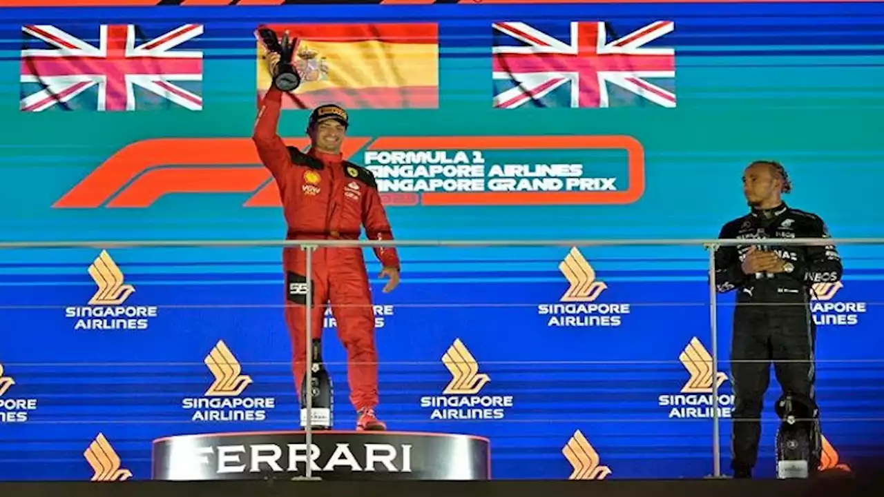'Smooth operator' Sainz ends Red Bull's winning streak