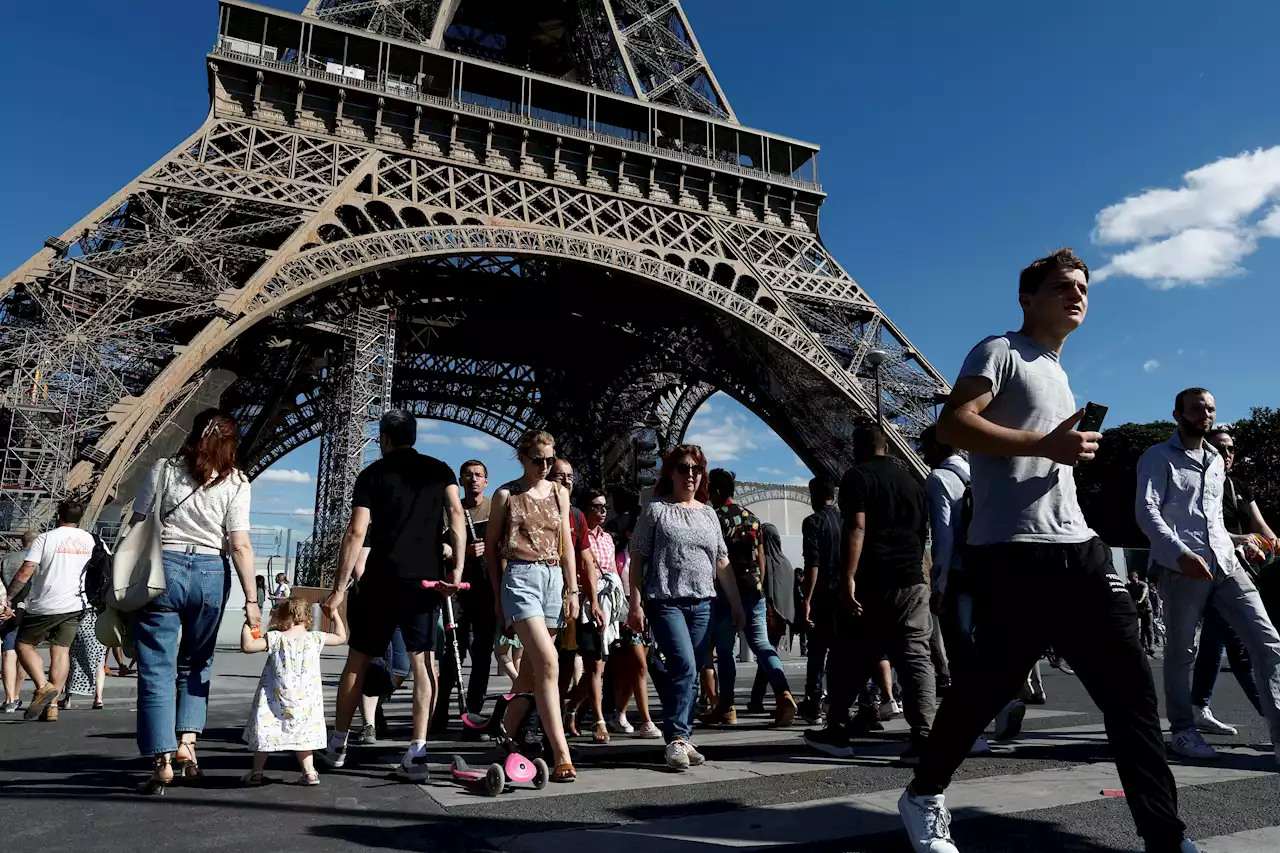 French central bank raises 2023 growth outlook, trims 2024 and 2025