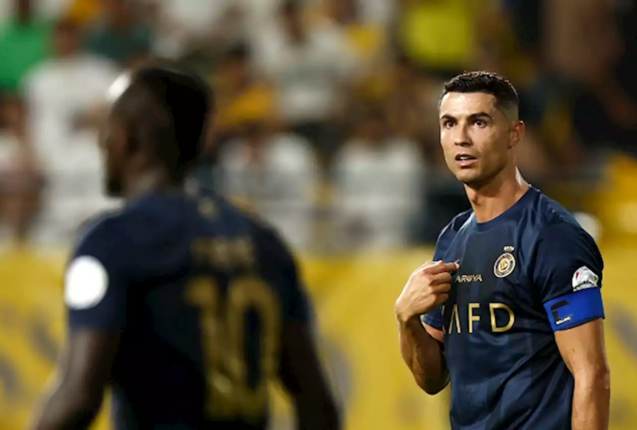 Ronaldo Takes Out Cameraman With Free-Kick