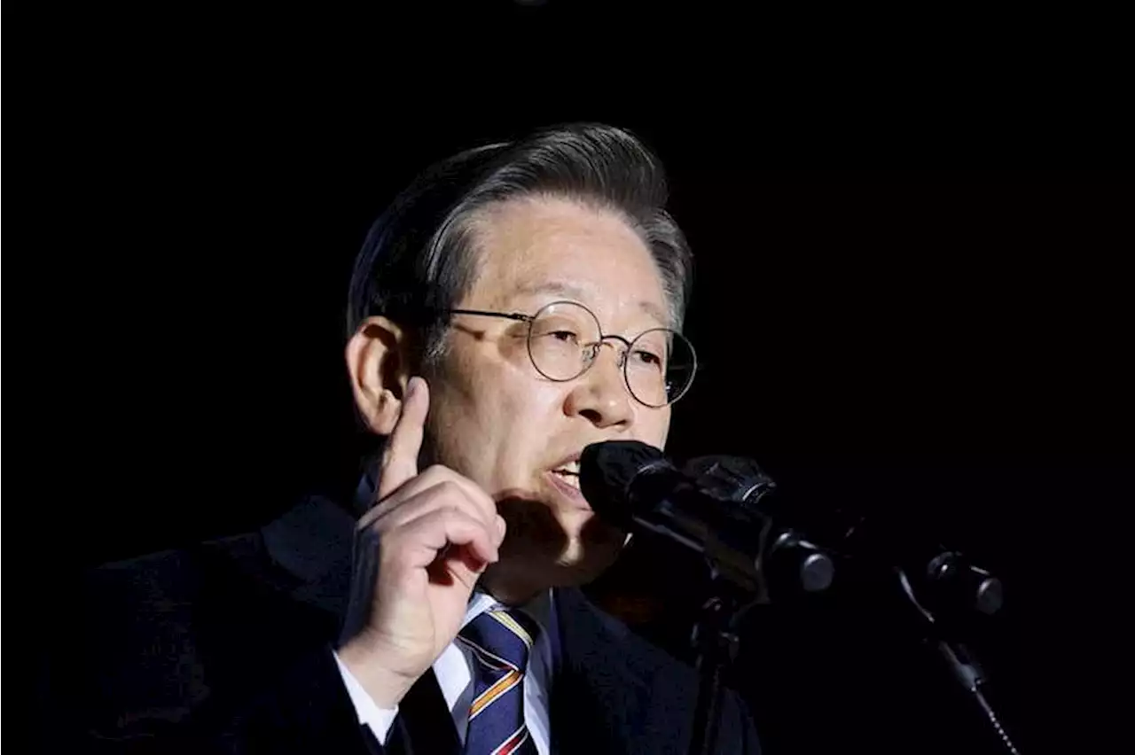 South Korea opposition leader hospitalised after hunger strike; prosecutors seek arrest