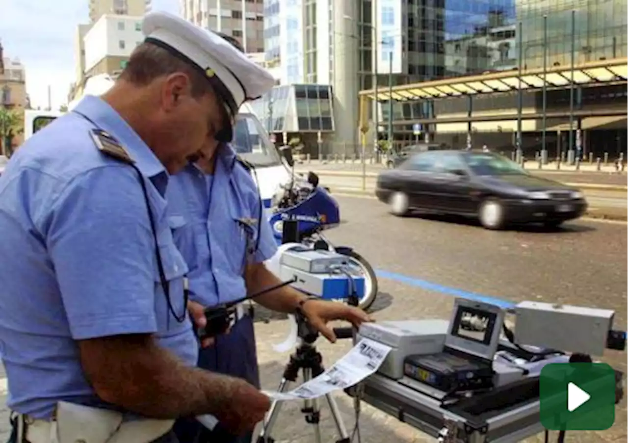 Codice della Strada: multe più salate su autovelox e uso cellulari