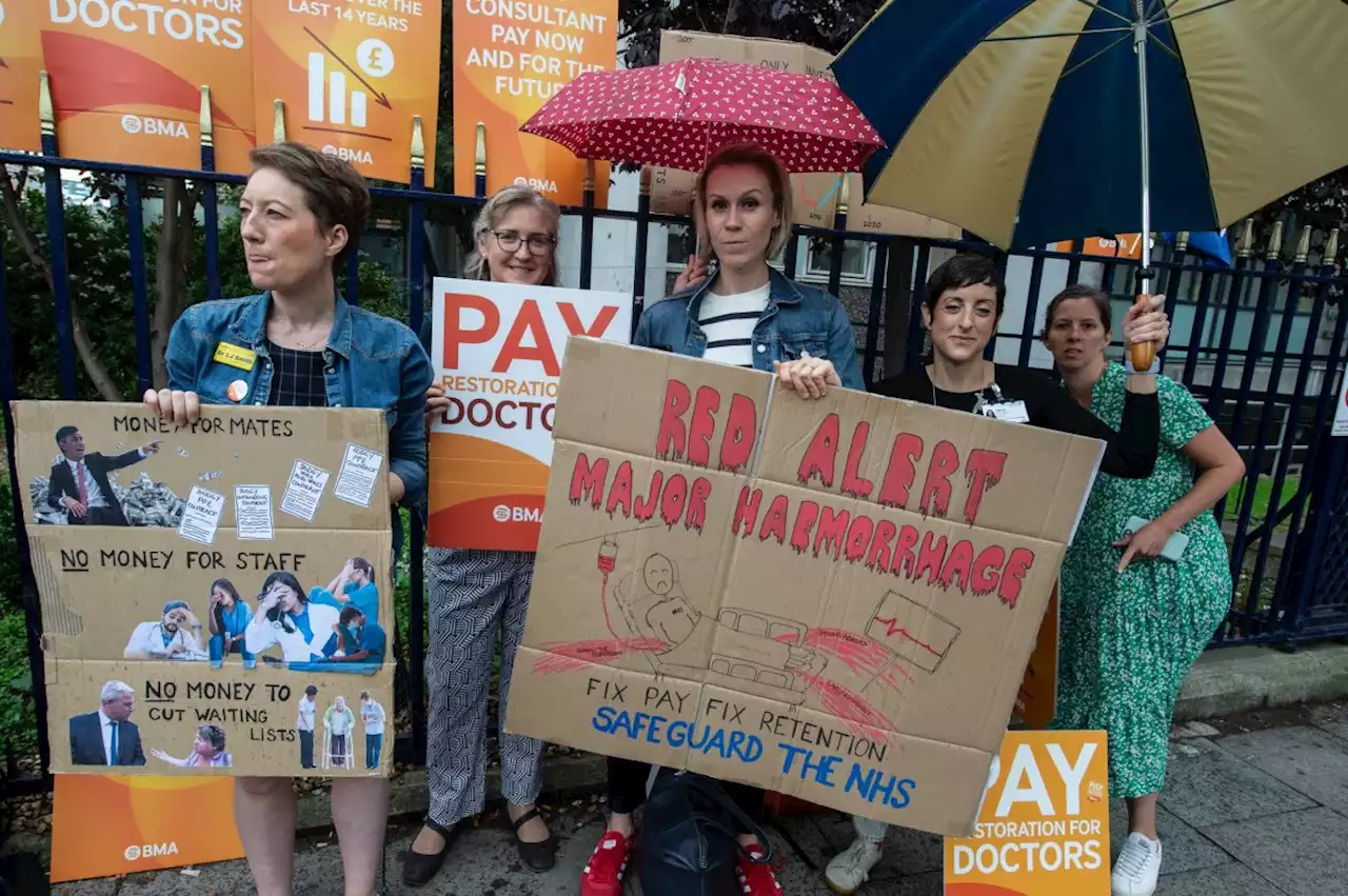 When consultants and junior doctors are striking this week and how NHS care will be affected