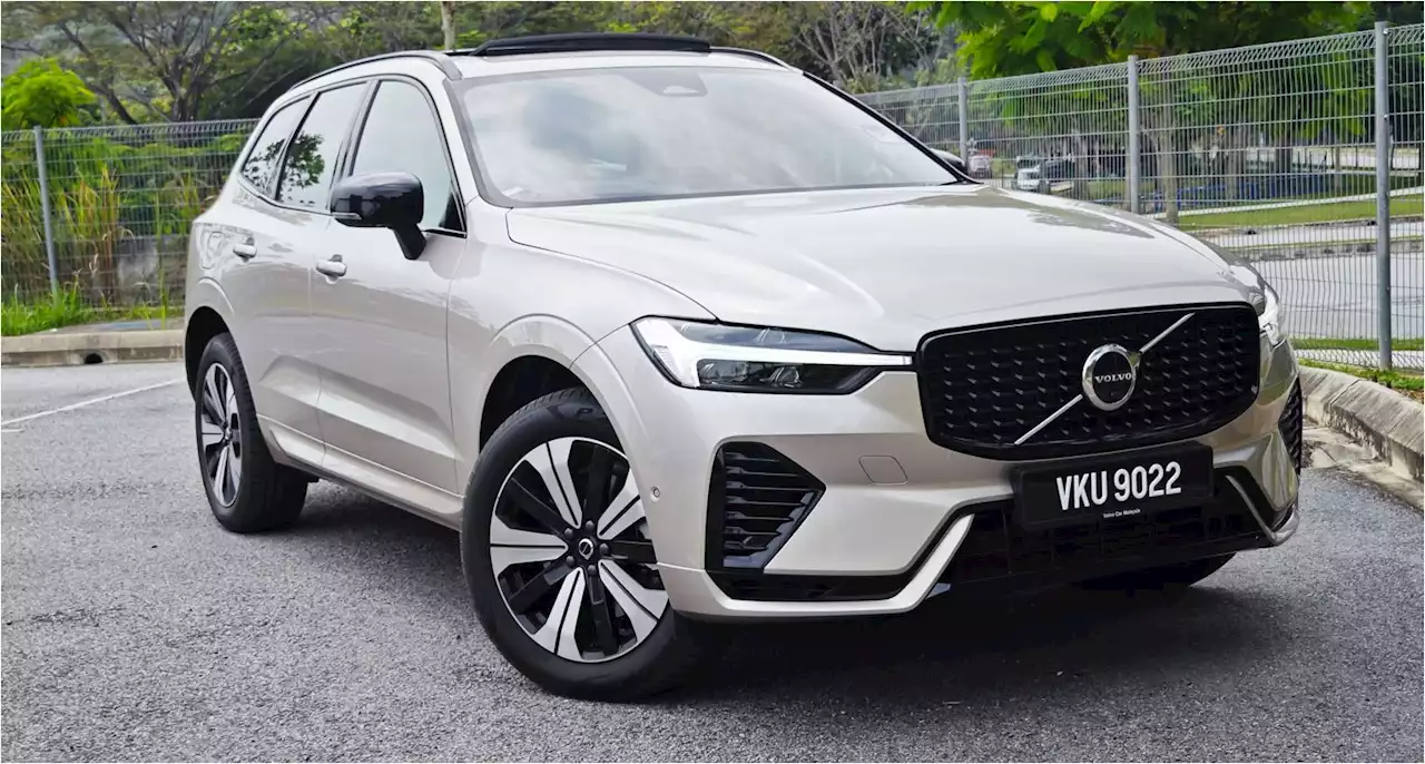 Volvo XC60 Recharge T8 – SUV serba lengkap