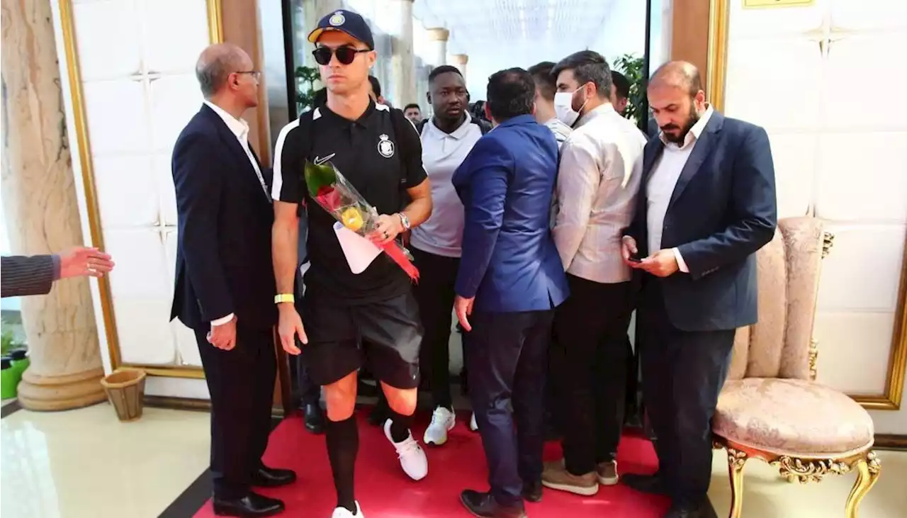 Cristiano Ronaldo desata la locura a su llegada a Irán para jugar con el Al Nassr