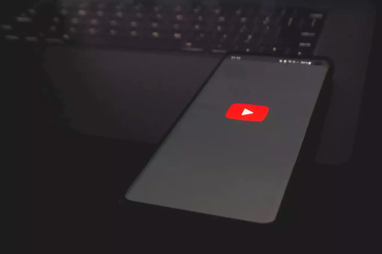 Des clones de YouTube peuvent vous espionner avec le micro de votre smartphone Android