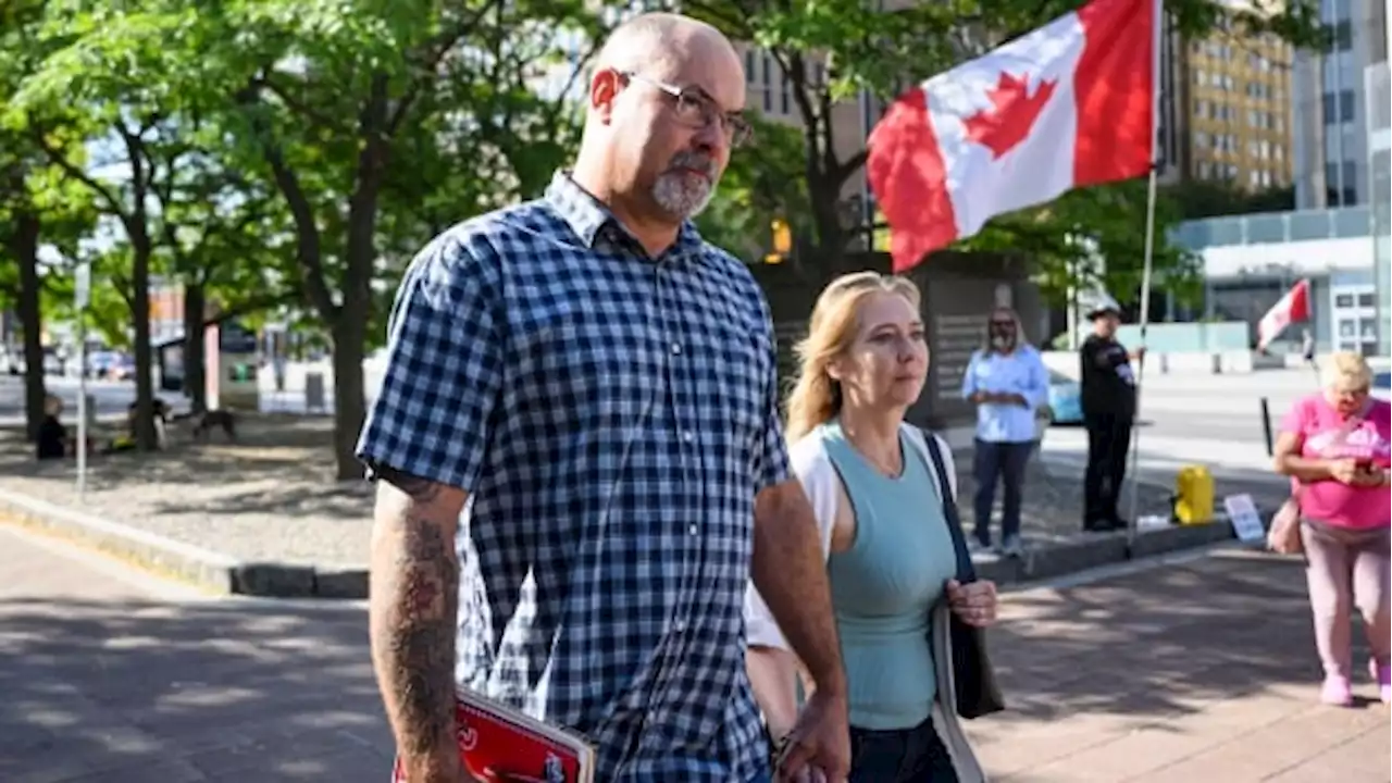 Convoy trial moving slowly as witness fails to bring notes
