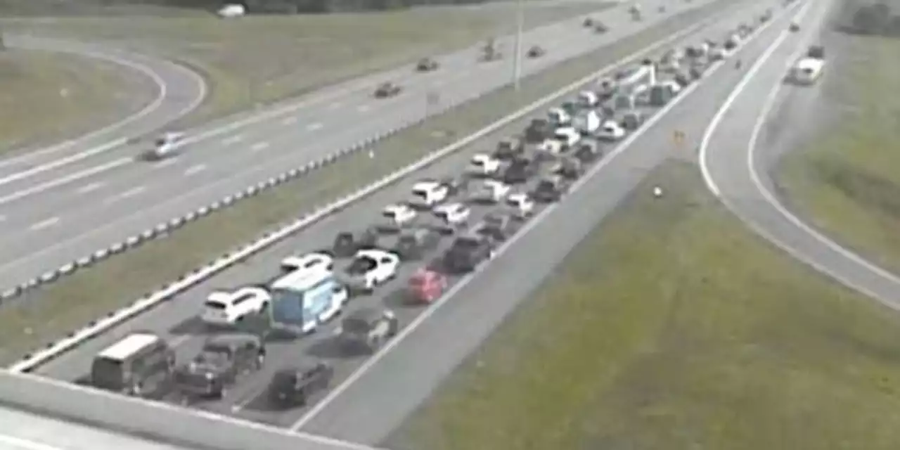 Crash on I-71 south beyond Turnpike halts traffic for miles